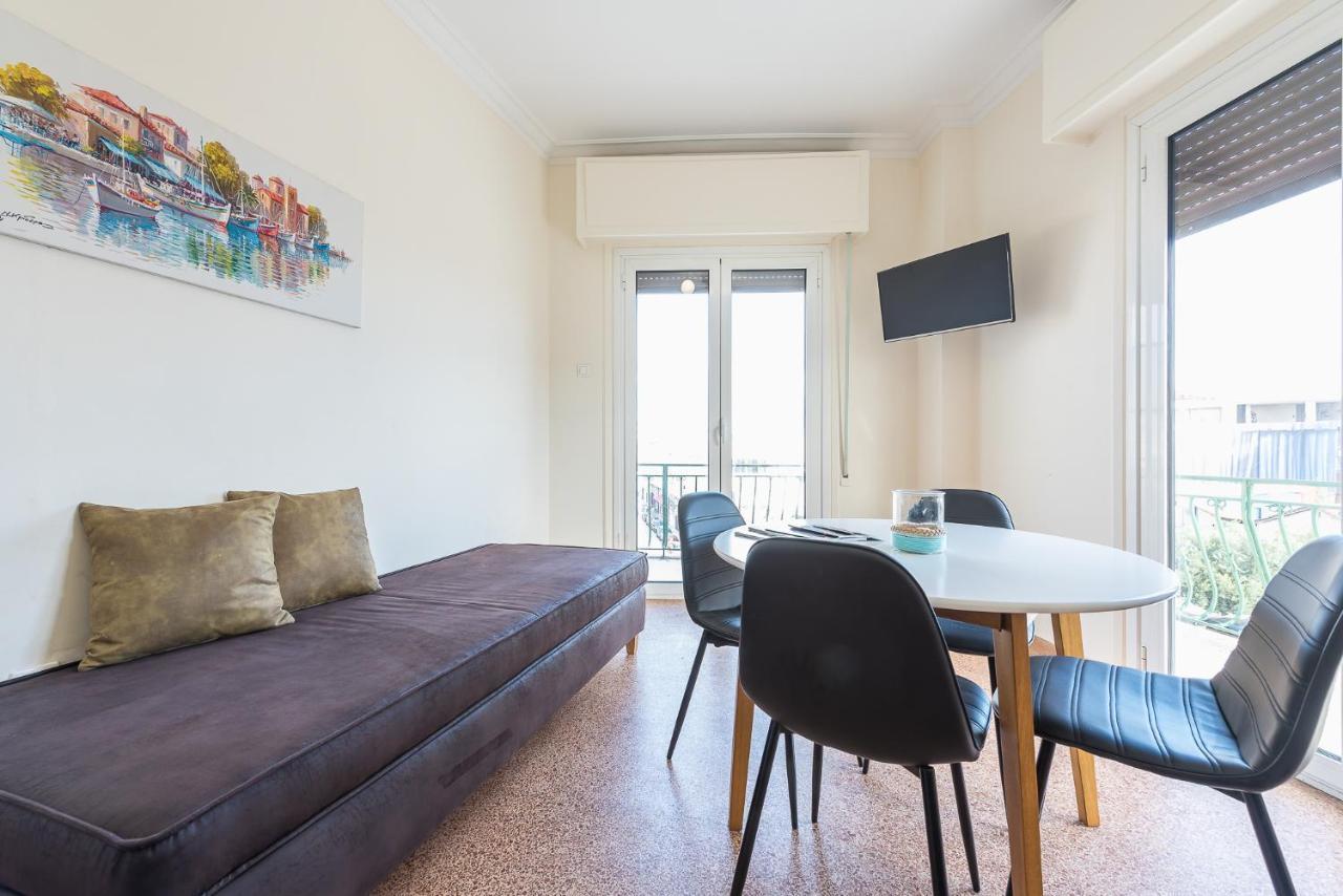 Super Paradise Apartments أثينا المظهر الخارجي الصورة